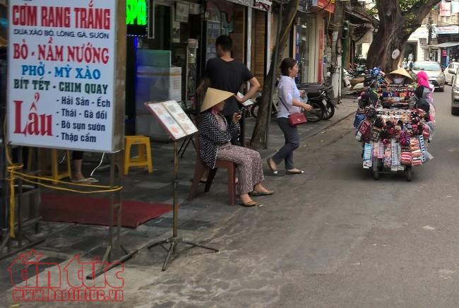 Vỉa hè Hà Nội: Thập thò tái lấn chiếm ảnh 10
